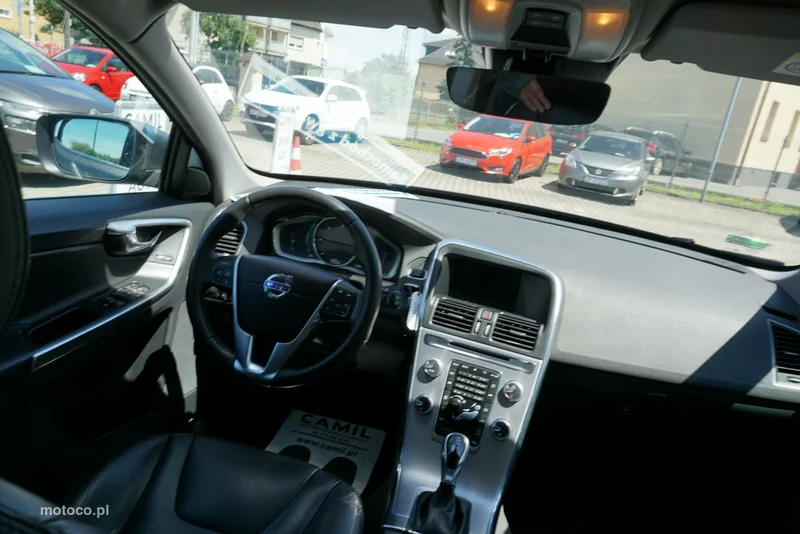 Volvo XC 60 13