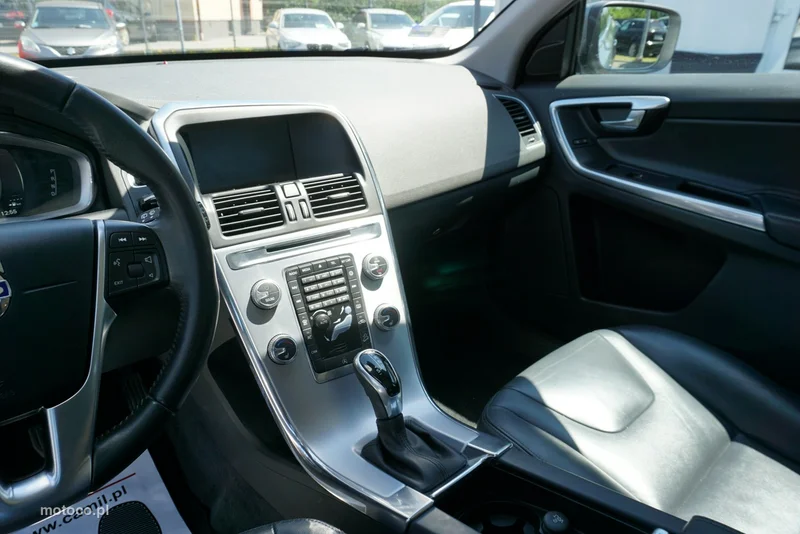 Volvo XC 60 10