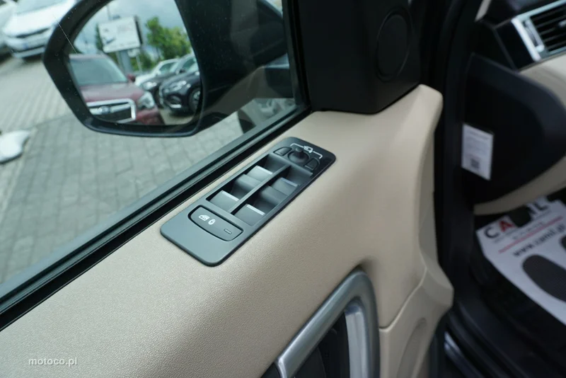Land Rover Discovery Sport 10