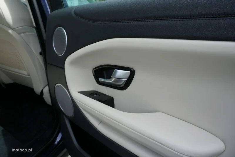 Land Rover Range Rover Evoque 21