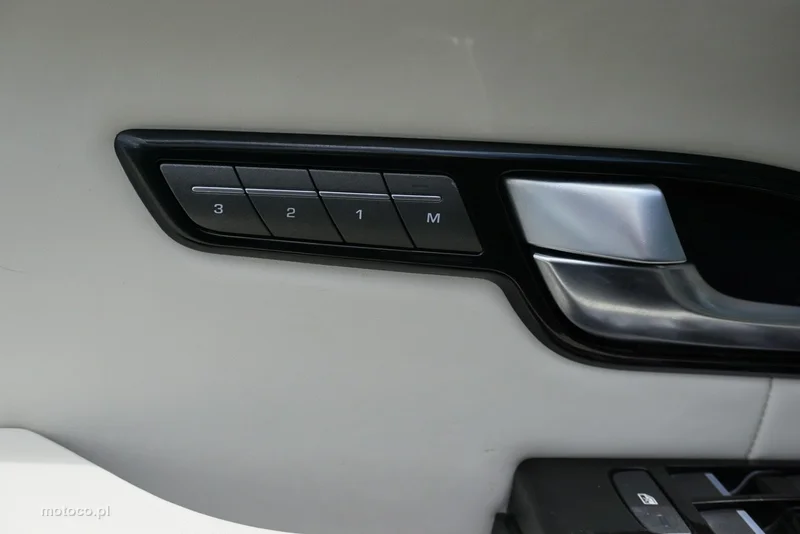 Land Rover Range Rover Evoque 9