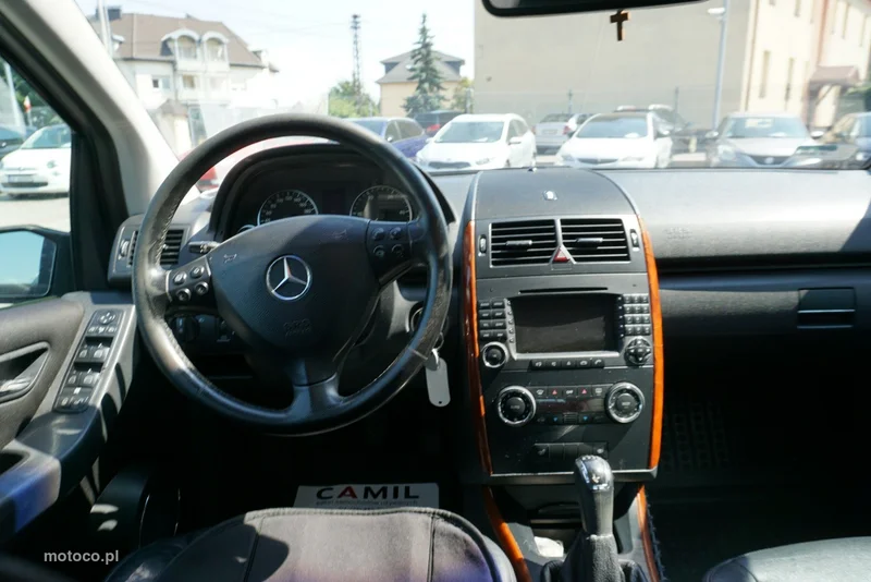 Mercedes-Benz Klasa A W169 A 200 11