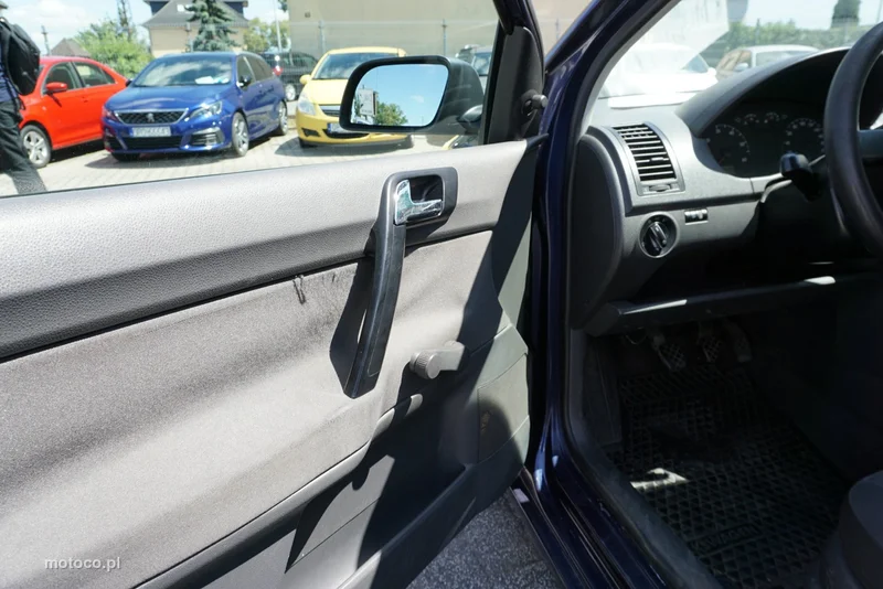 Volkswagen Polo IV 9N 9