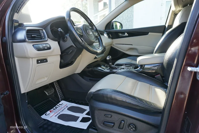 Kia Sorento 4