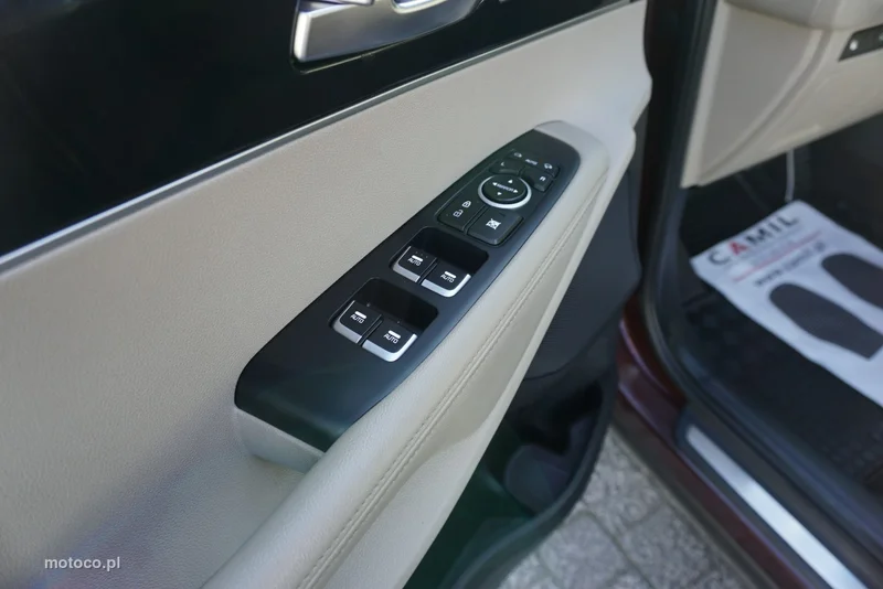 Kia Sorento 5