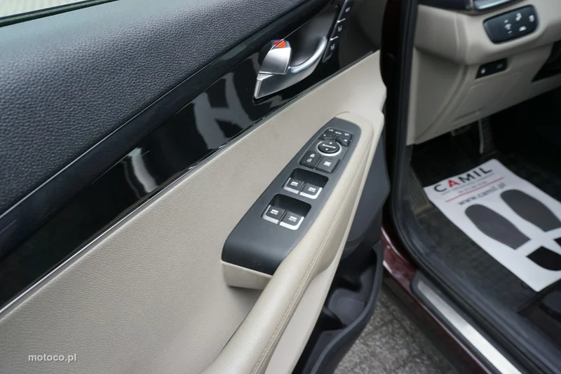 Kia Sorento 9