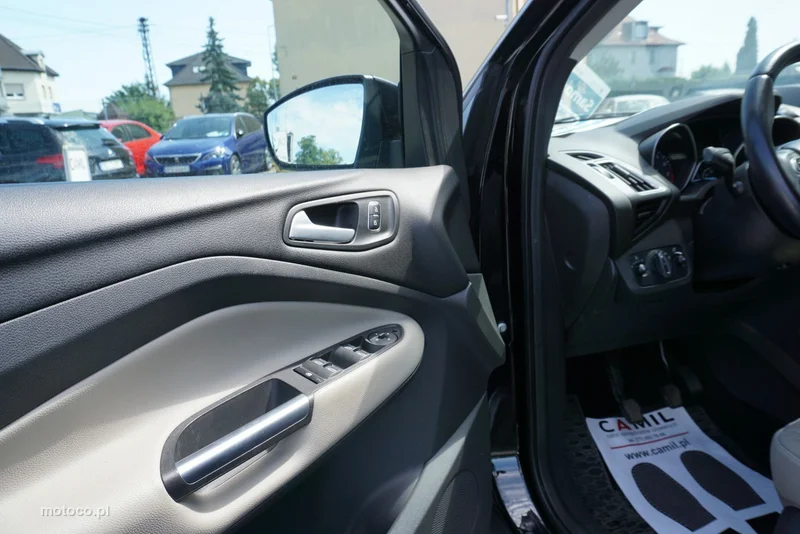 Ford Kuga II 11