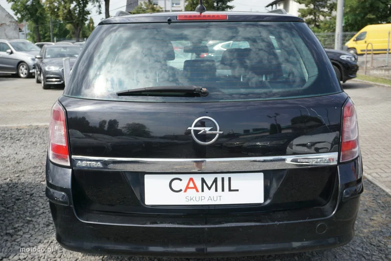 Opel Astra H 5