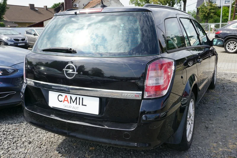 Opel Astra H 6