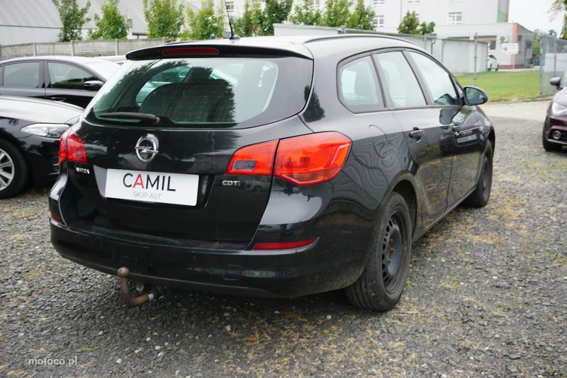 Opel Astra Sports Tourer 4
