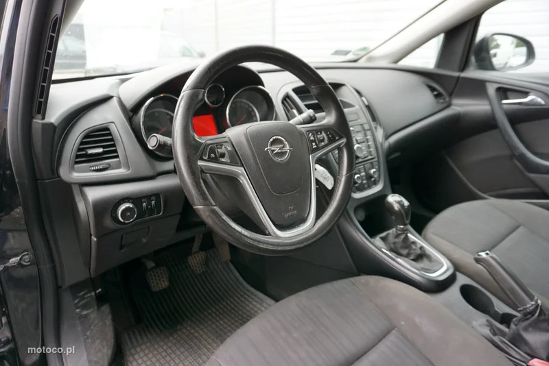 Opel Astra Sports Tourer 9