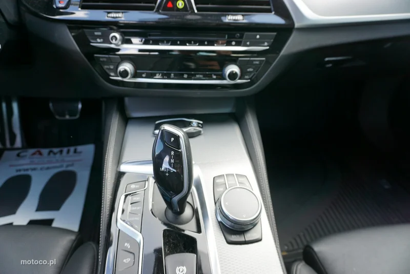 BMW Seria 5 G30 520 22