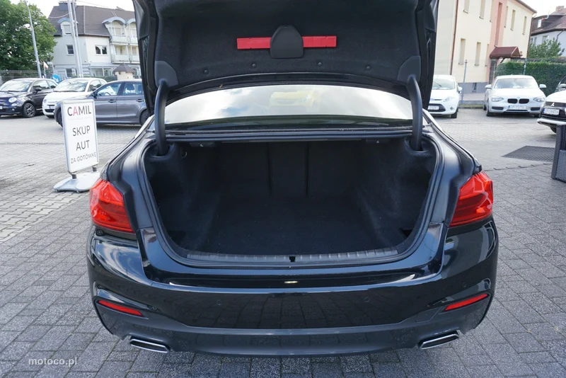 BMW Seria 5 G30 520 27