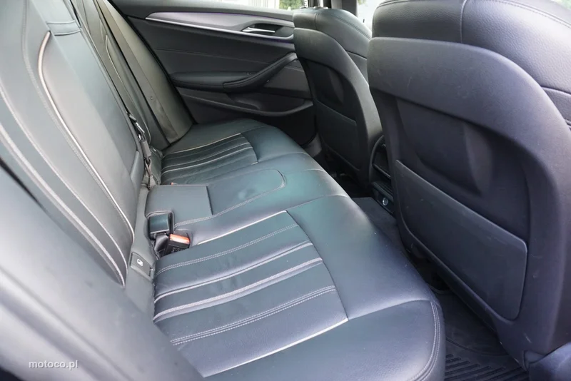 BMW Seria 5 G30 520 30