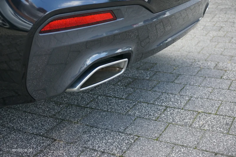 BMW Seria 5 G30 520 8