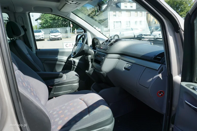 Mercedes-Benz Vito 19
