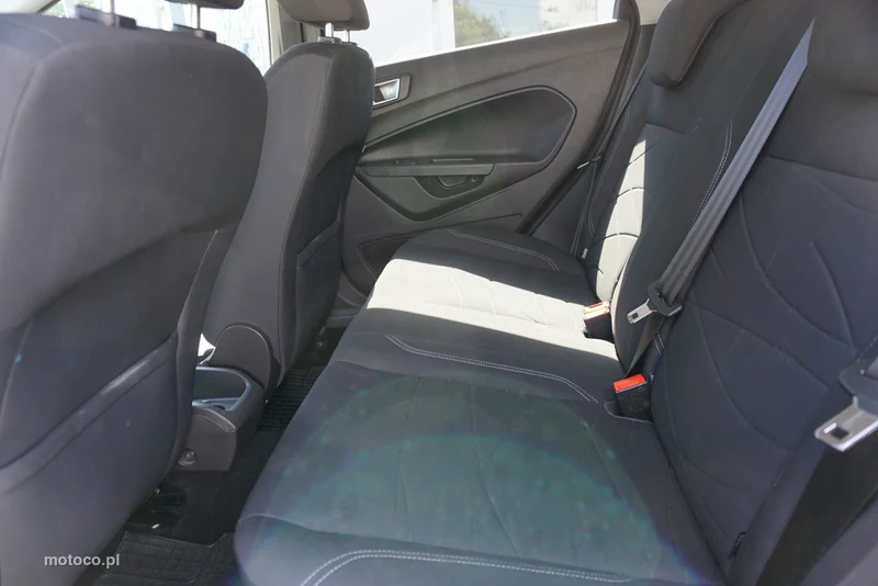 Ford Fiesta VI 13