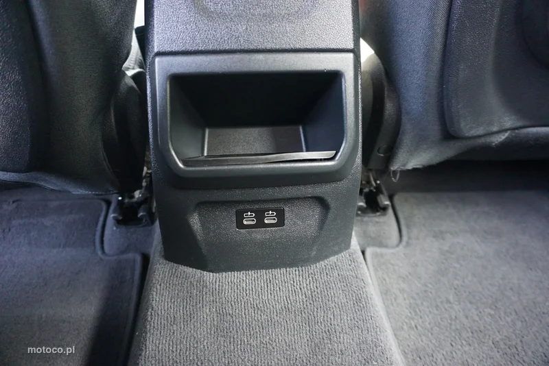 BMW Seria 1 F40 116 15