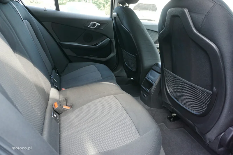 BMW Seria 1 F40 116 21