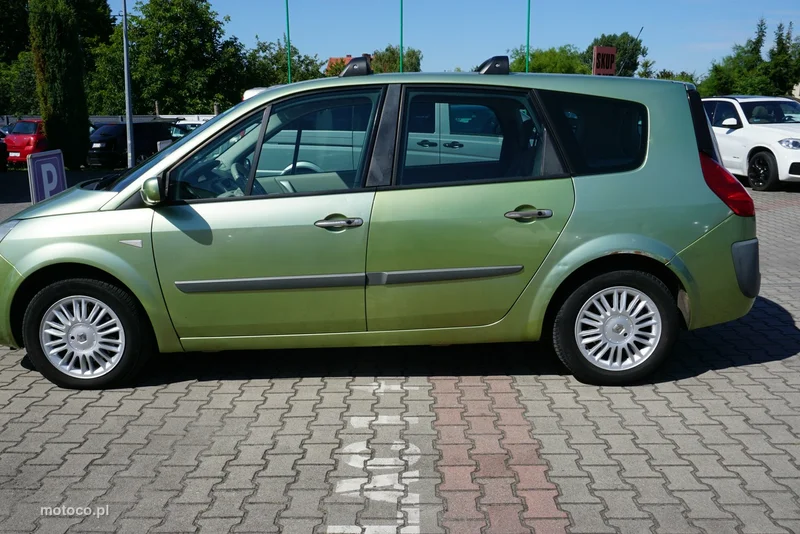 Renault Scenic II 8