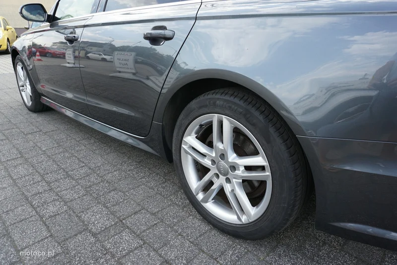 Audi A6 C7 8