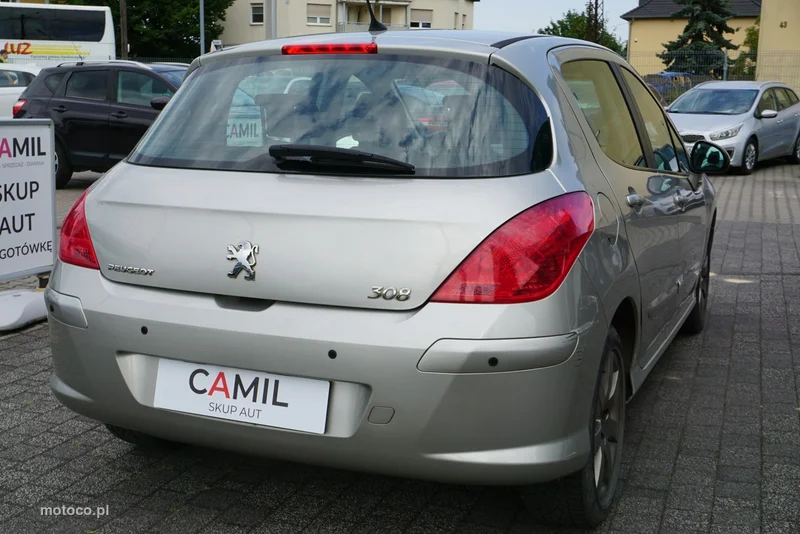 Peugeot 308 4