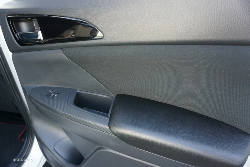 Mitsubishi Eclipse Cross 26