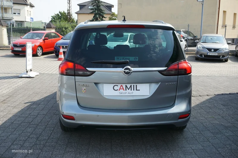 Opel Zafira C Tourer 5