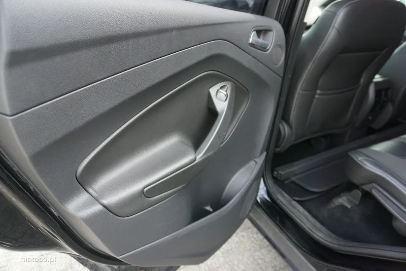 Ford Kuga II 13