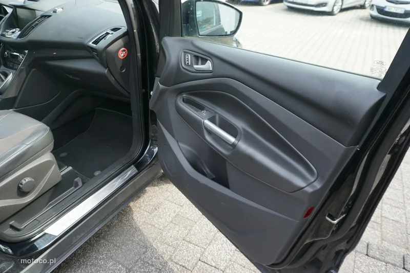 Ford Kuga II 17