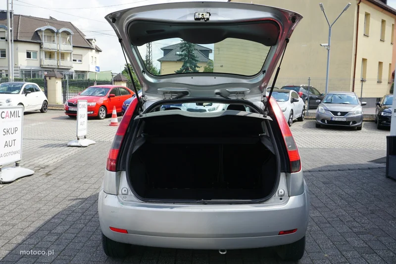 Ford Fiesta V 14