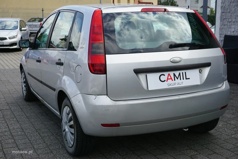 Ford Fiesta V 6