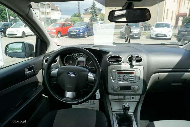 Ford Focus II 11