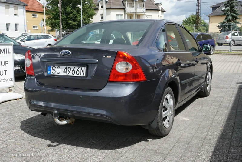 Ford Focus II 17