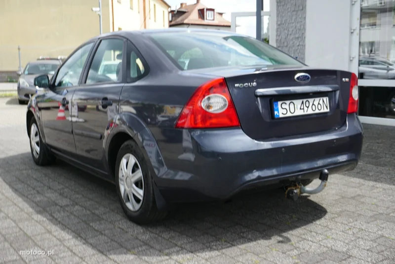 Ford Focus II 19