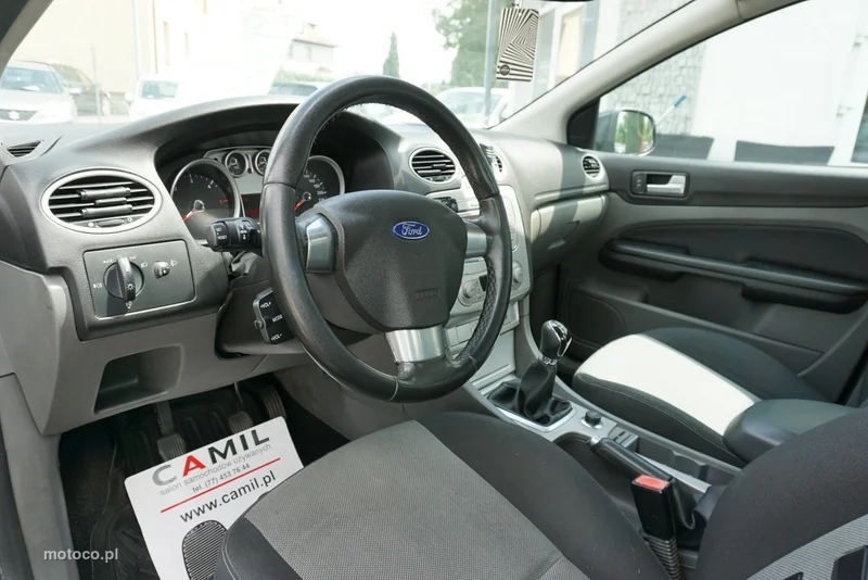 Ford Focus II 6