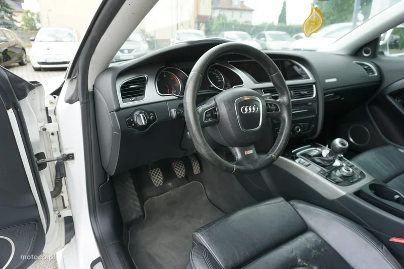 Audi A5 8T 11