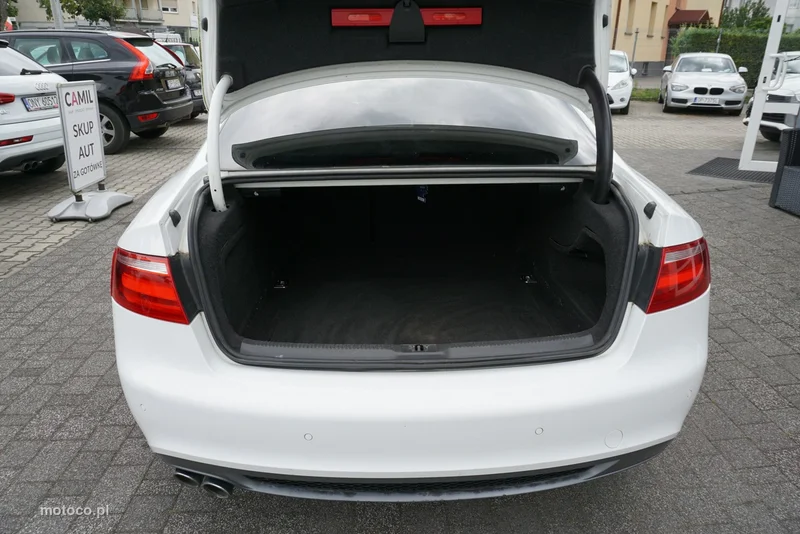 Audi A5 8T 14