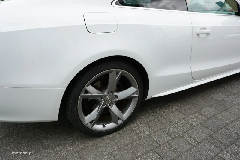 Audi A5 8T 15