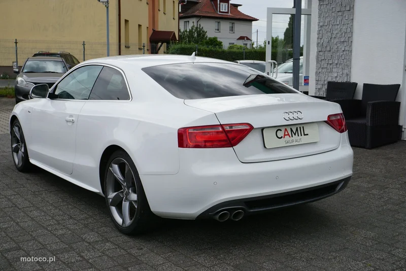 Audi A5 8T 7