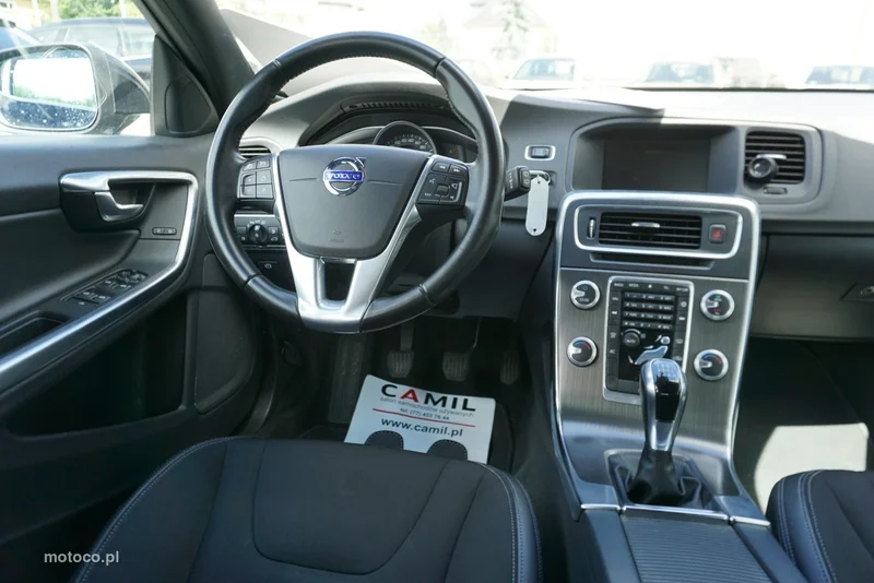 Volvo V60 12