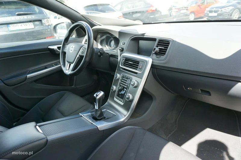 Volvo V60 19