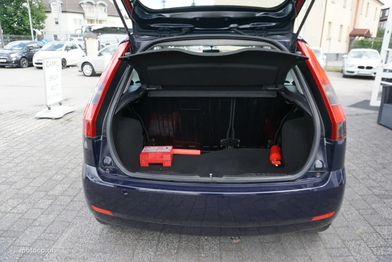 Ford Fiesta V 13