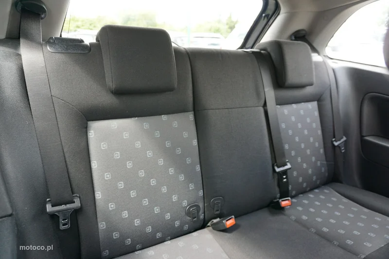 Ford Fiesta V 18