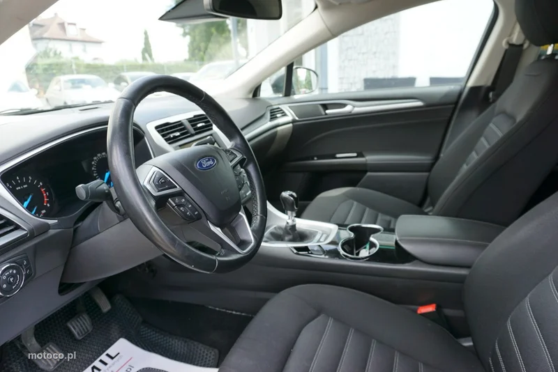 Ford Mondeo V 11