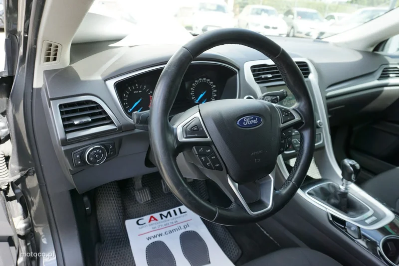 Ford Mondeo V 12