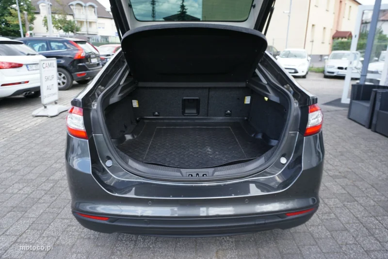 Ford Mondeo V 18