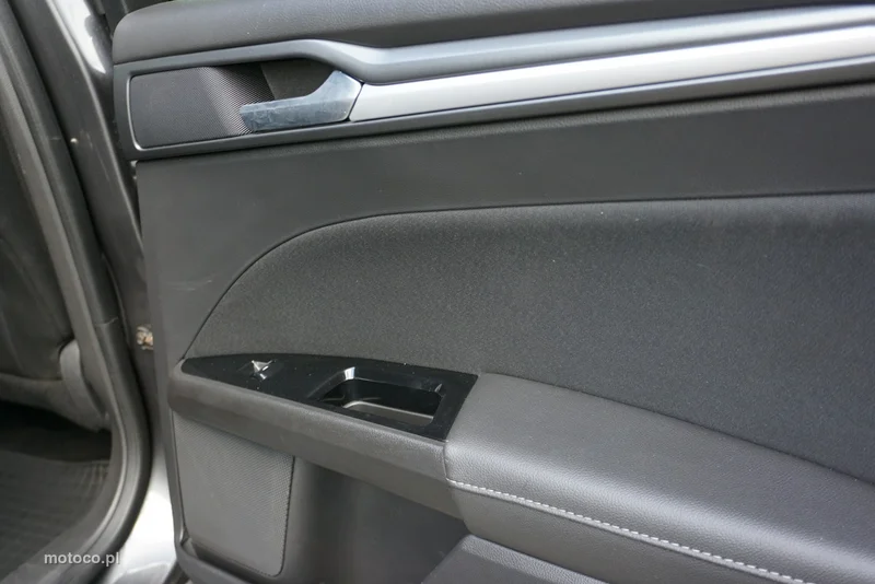 Ford Mondeo V 21