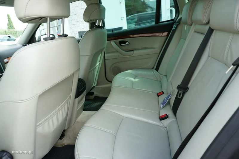 Cadillac BLS 12