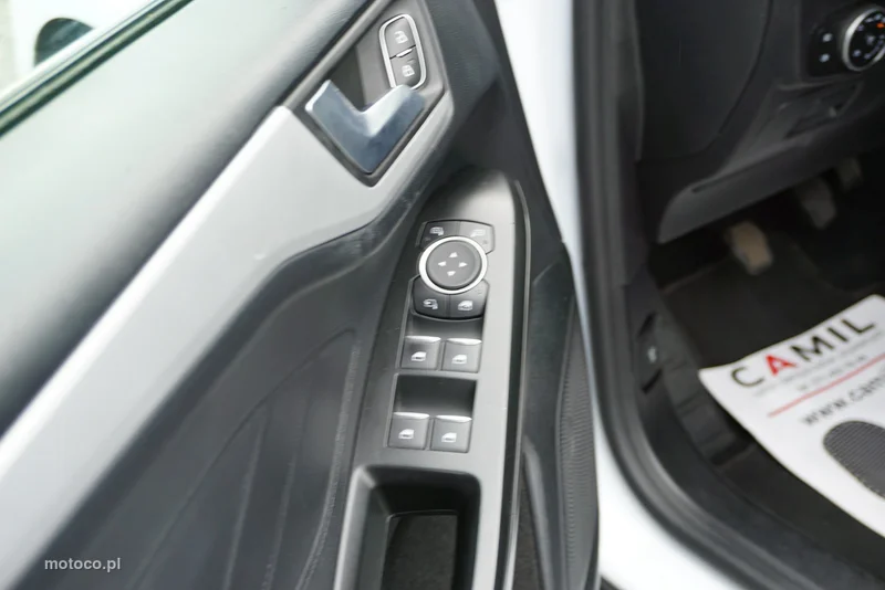 Ford Focus IV 8